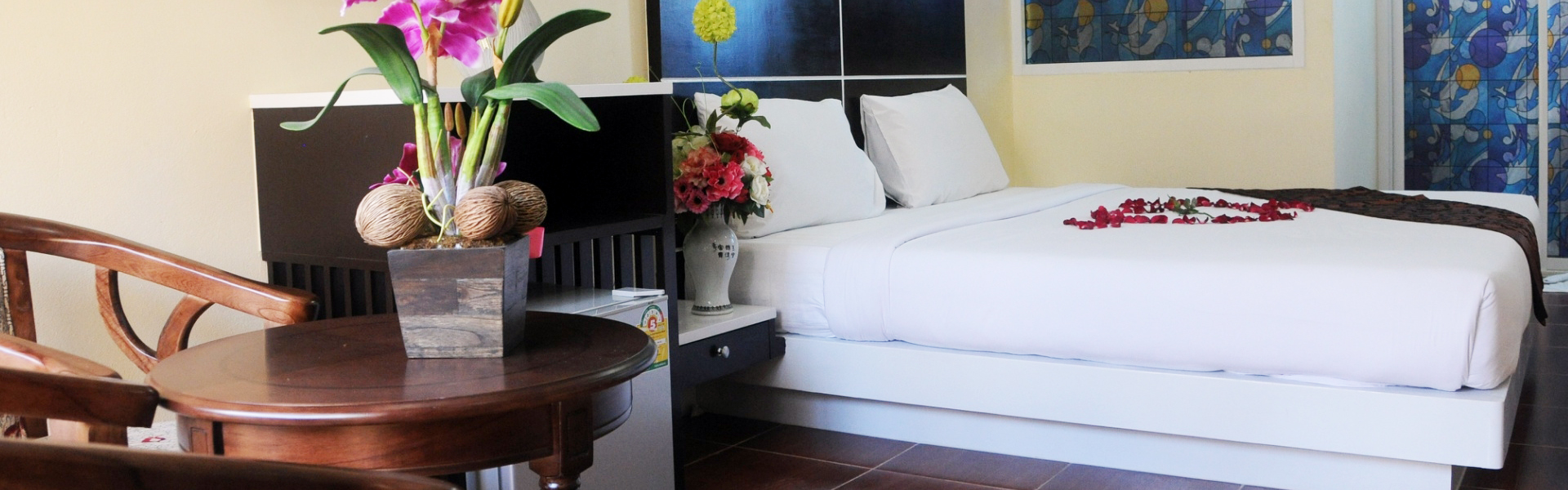 VIP 2 Resort